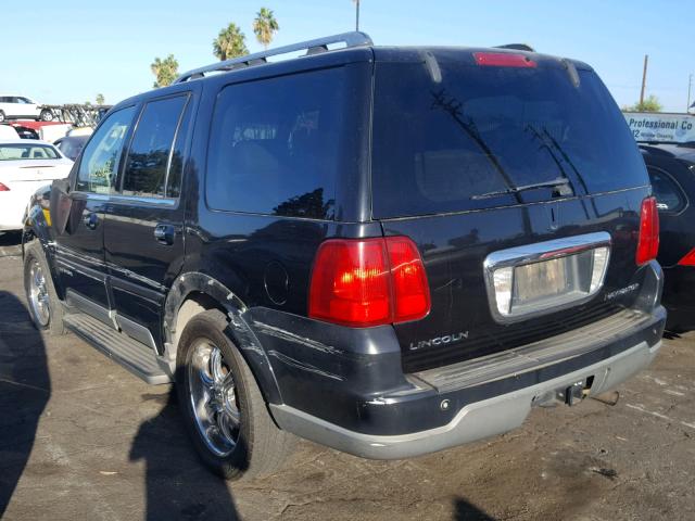 5LMFU27R43LJ10950 - 2003 LINCOLN NAVIGATOR შავი ფოტო 3