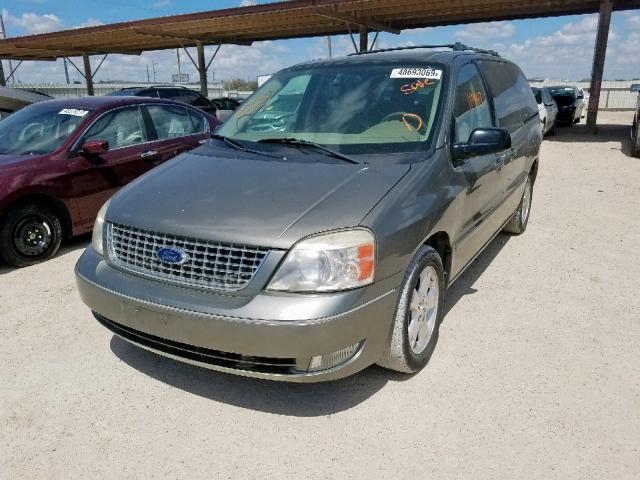 2FMZA52294BB12358 - 2004 FORD FREESTAR S GREEN photo 2