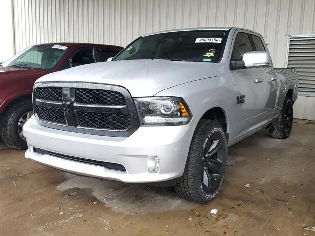 1C6RR6HG3JS160596 - 2018 RAM 1500 SPORT SILVER photo 2