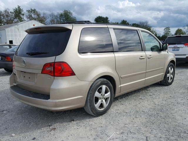 2V8HW34119R559408 - 2009 VOLKSWAGEN ROUTAN SE GOLD photo 4