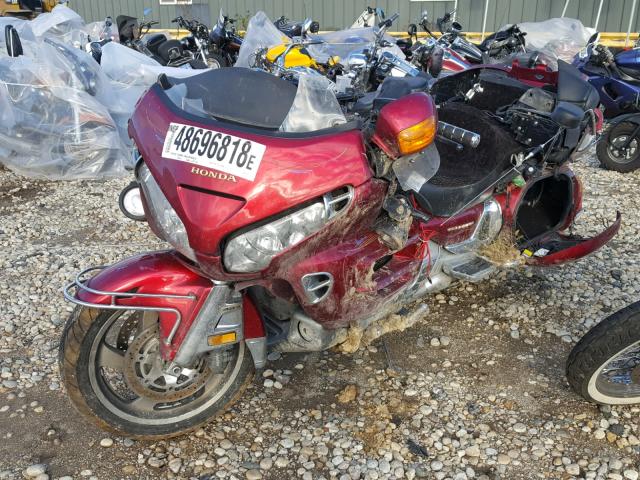 1HFSC474X3A202123 - 2003 HONDA GL1800 A MAROON photo 2