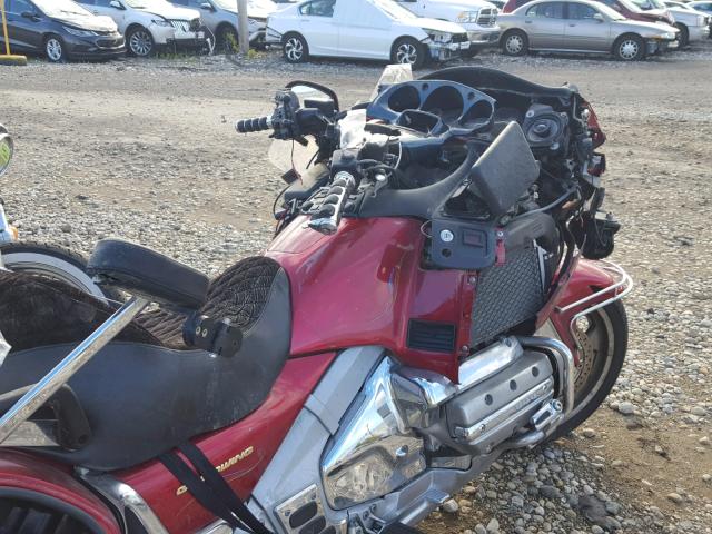 1HFSC474X3A202123 - 2003 HONDA GL1800 A MAROON photo 5