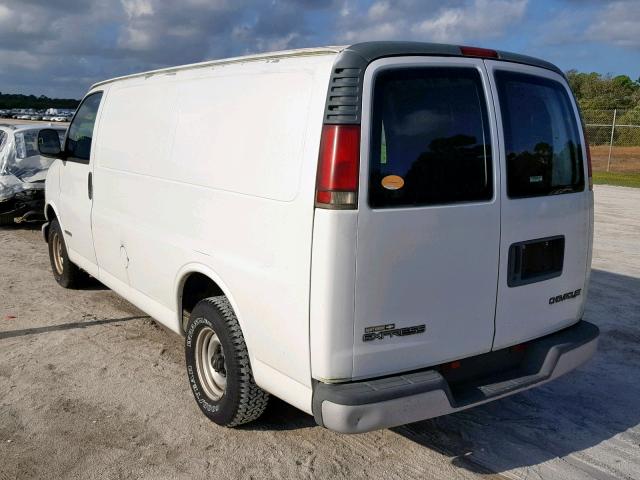 1GCFG15WX21119678 - 2002 CHEVROLET EXPRESS G1 WHITE photo 3