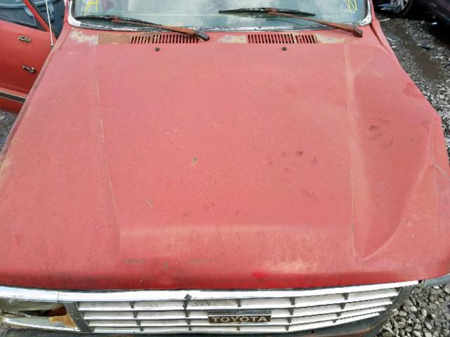 JT4RN50R8G0195375 - 1986 TOYOTA PICKUP 1/2 RED photo 7