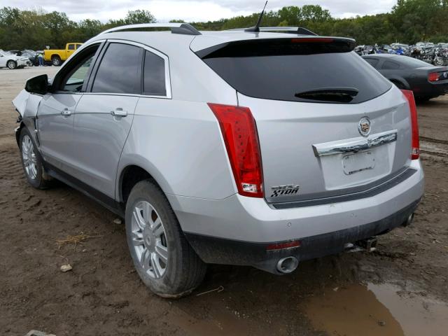 3GYFNDEY6BS509386 - 2011 CADILLAC SRX LUXURY SILVER photo 3