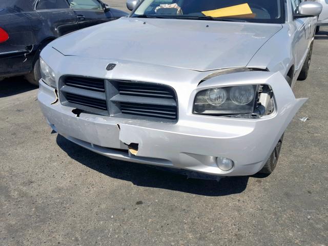 2B3CA3CV1AH170577 - 2010 DODGE CHARGER SX SILVER photo 9