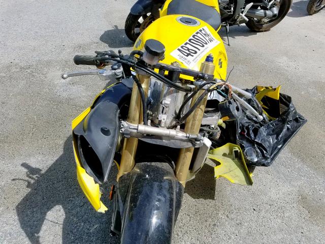 JS1GN7CA842103667 - 2004 SUZUKI GSX-R600 K YELLOW photo 9