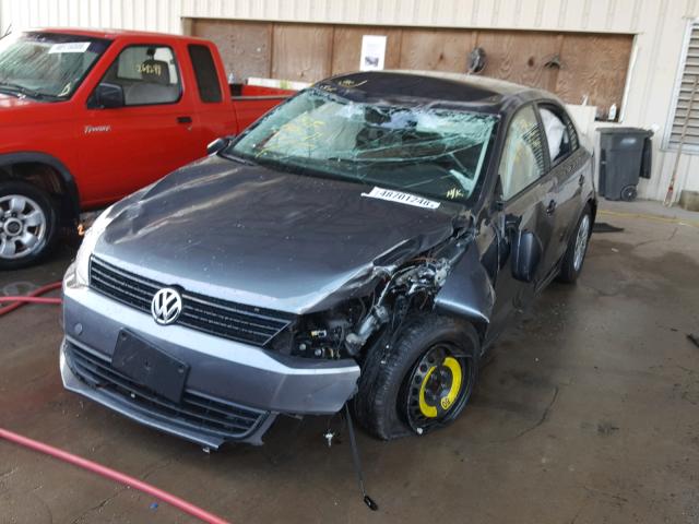 3VW2K7AJ3DM294433 - 2013 VOLKSWAGEN JETTA BASE Մոխրագույն լուսանկար 2