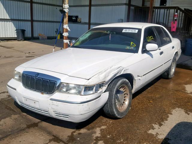 2MEFM75W9YX708599 - 2000 MERCURY GRAND MARQ WHITE photo 2