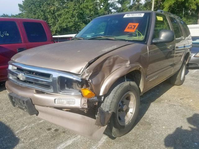 1GNCS13W3T2250569 - 1996 CHEVROLET BLAZER GOLD photo 2