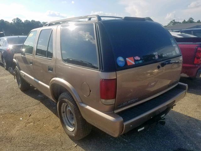 1GNCS13W3T2250569 - 1996 CHEVROLET BLAZER GOLD photo 3