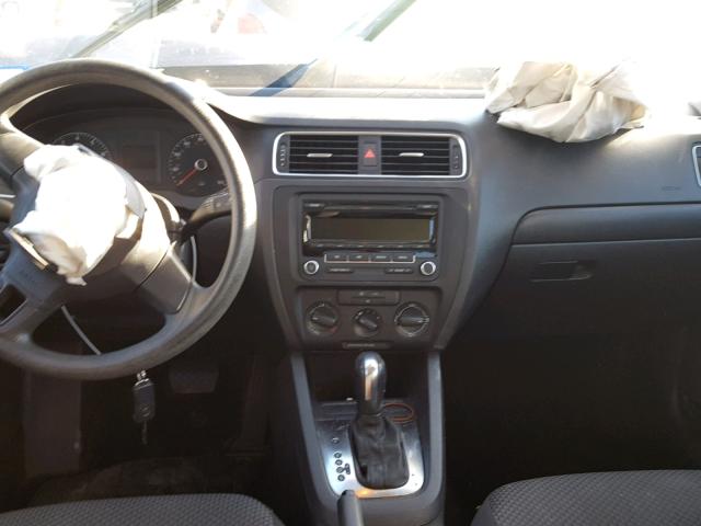 3VW2K7AJ6CM351626 - 2012 VOLKSWAGEN JETTA BASE 灰色 照片 9