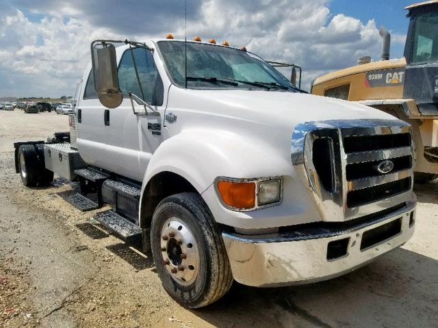 3FRNW65N75V205537 - 2005 FORD F650 SUPER WHITE photo 1