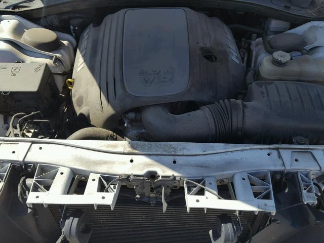 2C3CCAET8DH568838 - 2013 CHRYSLER 300C WHITE photo 7