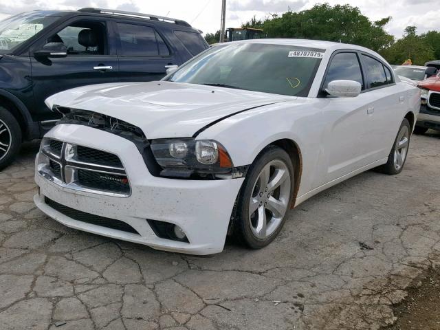 2C3CDXHG8EH330620 - 2014 DODGE CHARGER SX WHITE photo 2