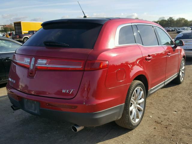 2LMHJ5FR4ABJ11637 - 2010 LINCOLN MKT RED photo 4