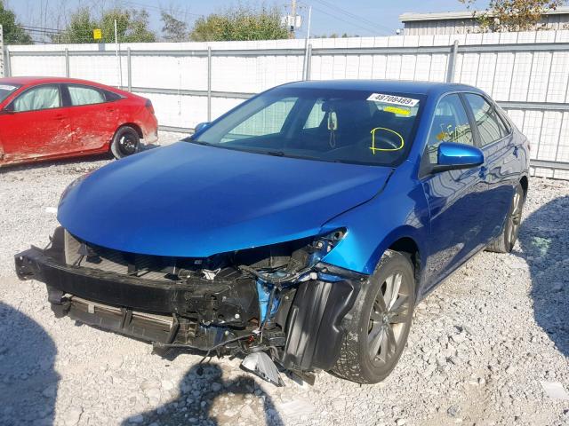 4T1BF1FKXHU728415 - 2017 TOYOTA CAMRY LE BLUE photo 2