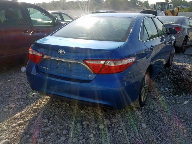 4T1BF1FKXHU728415 - 2017 TOYOTA CAMRY LE BLUE photo 4