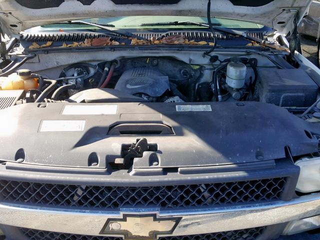 1GBHC24U31Z292604 - 2001 CHEVROLET SILVERADO WHITE photo 7