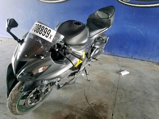 JKBZXJE15JA027156 - 2018 KAWASAKI ZX636 E GRAY photo 2