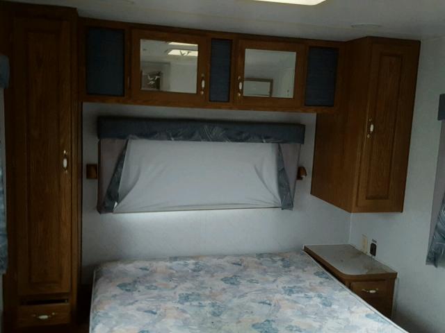 4N11V292420114206 - 2002 NORT NASH TRLR 双色 照片 10