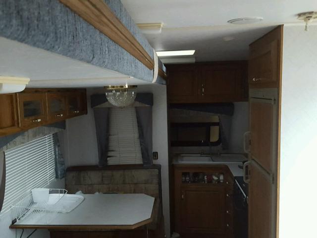 4N11V292420114206 - 2002 NORT NASH TRLR 双色 照片 5