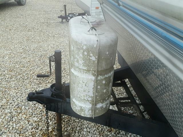 4N11V292420114206 - 2002 NORT NASH TRLR 双色 照片 7