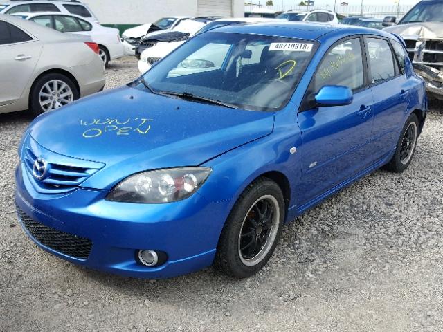 JM1BK343561426116 - 2006 MAZDA 3 HATCHBAC BLUE photo 2