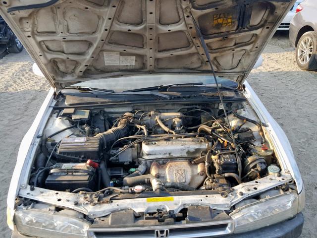 1HGCB7653MA209947 - 1991 HONDA ACCORD LX WHITE photo 7