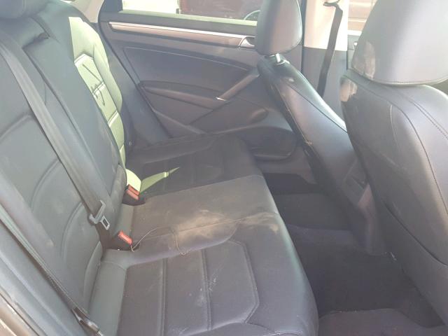 1VWDT7A36HC084617 - 2017 VOLKSWAGEN PASSAT R-L GRAY photo 6
