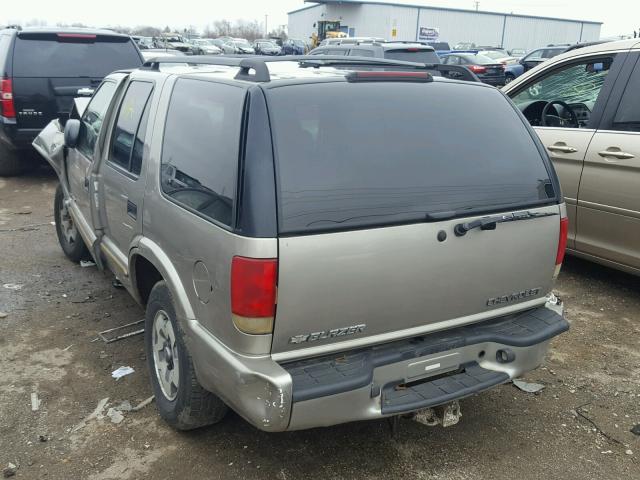 1GNDT13X43K152242 - 2003 CHEVROLET BLAZER TAN photo 3