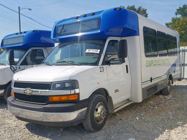 1GB6G5BL0E1166437 - 2014 CHEVROLET EXPRESS G4 WHITE photo 2