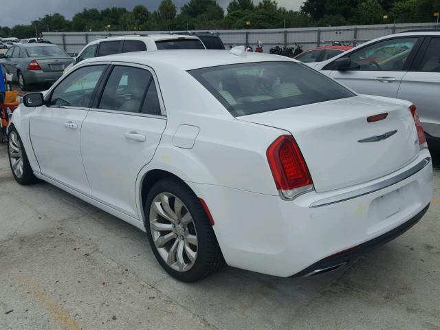 2C3CCAAG3JH292007 - 2018 CHRYSLER 300 TOURIN WHITE photo 3