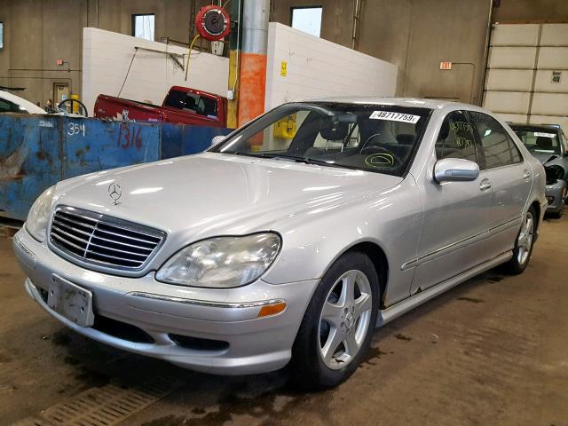 WDBNG75J72A235857 - 2002 MERCEDES-BENZ S 500 SILVER photo 2