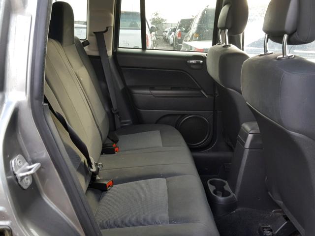 1C4NJCBA8CD611983 - 2012 JEEP COMPASS SP 银色 照片 6