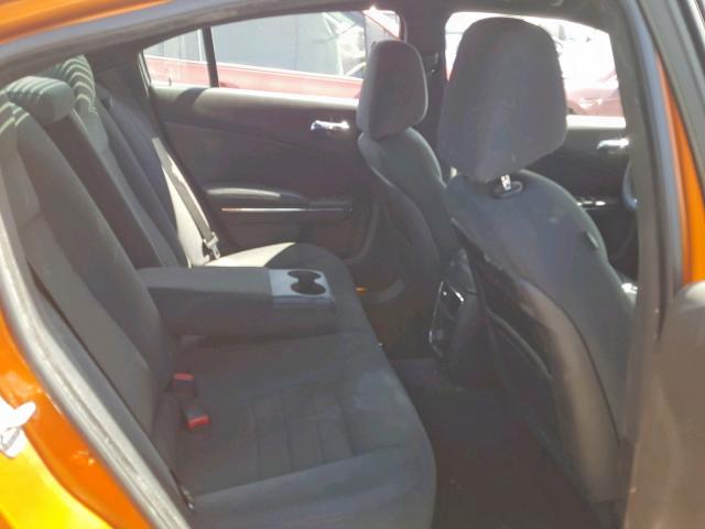 2B3CL3CG0BH567484 - 2011 DODGE CHARGER ORANGE photo 6