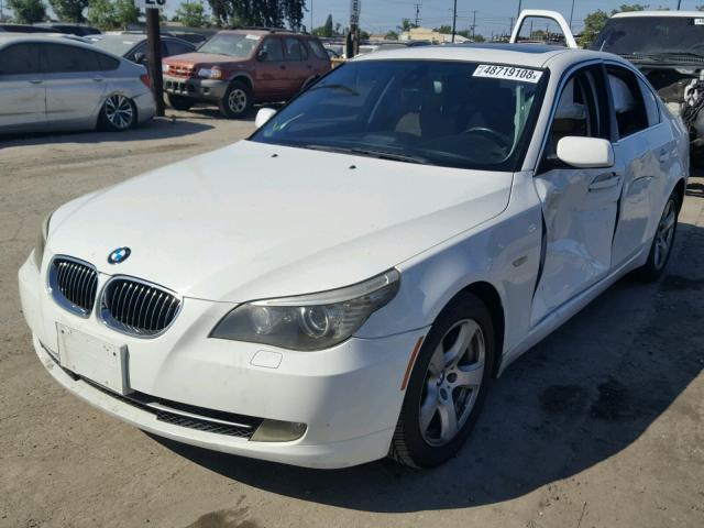 WBANW13538CZ84284 - 2008 BMW 535 I WHITE photo 2