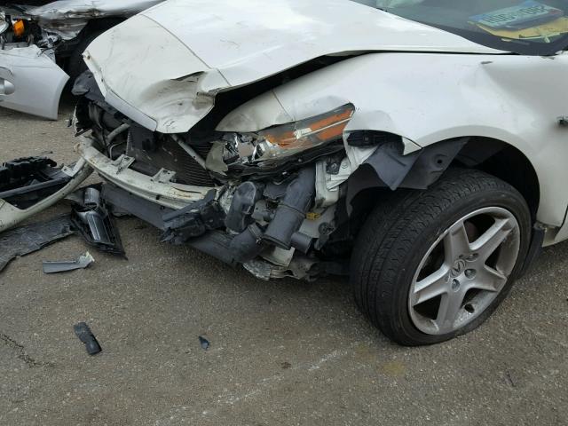 19UUA662X4A020073 - 2004 ACURA TL WHITE photo 9