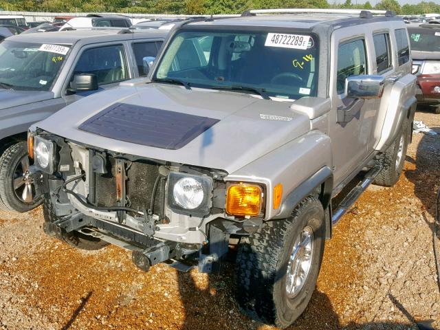 5GTDN13E578196652 - 2007 HUMMER H3 SILVER photo 2