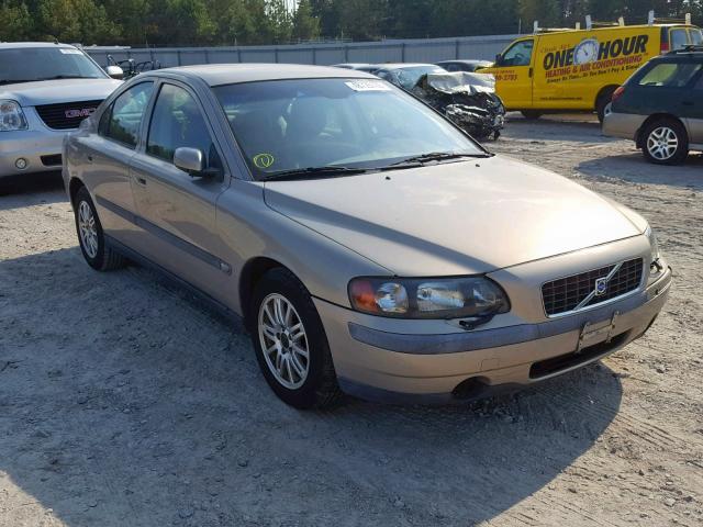 YV1RS61T942352754 - 2004 VOLVO S60 GOLD photo 1