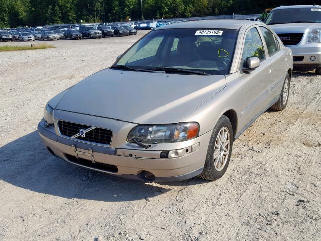 YV1RS61T942352754 - 2004 VOLVO S60 GOLD photo 2