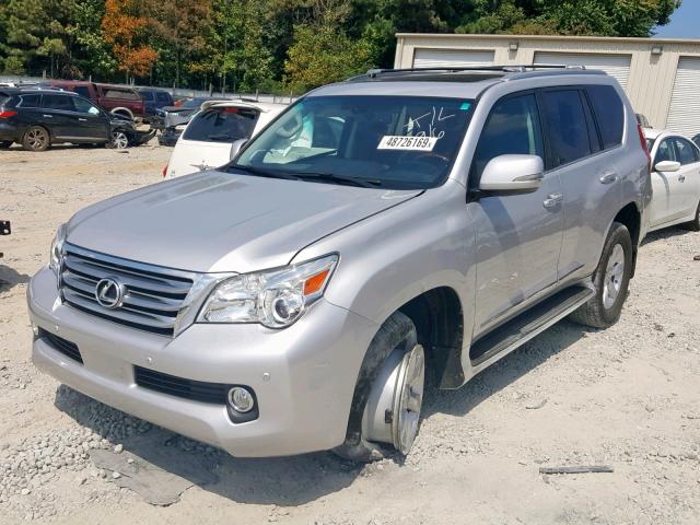 JTJBM7FX2B5019856 - 2011 LEXUS GX SILVER photo 2