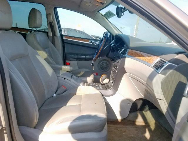 2A8GF78X47R201111 - 2007 CHRYSLER PACIFICA L SILVER photo 5
