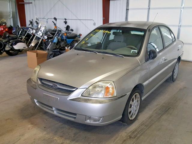 KNADC125746285240 - 2004 KIA RIO GRAY photo 2