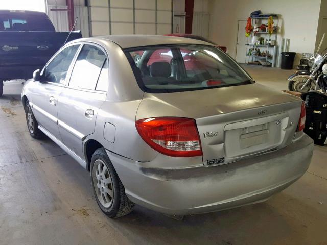 KNADC125746285240 - 2004 KIA RIO GRAY photo 3