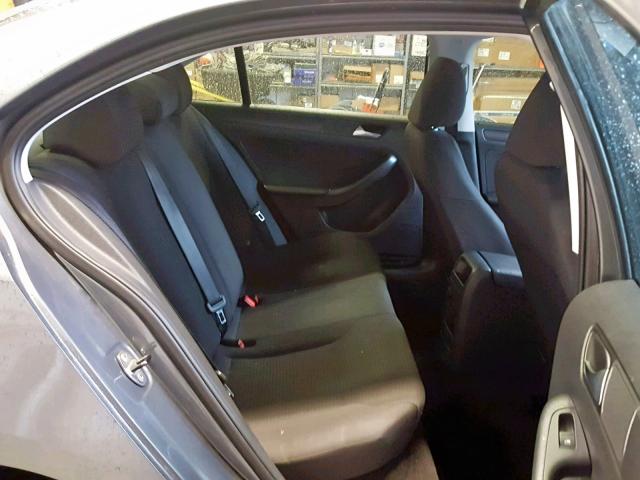 3VW1K7AJ6FM353358 - 2015 VOLKSWAGEN JETTA BASE Մոխրագույն լուսանկար 6