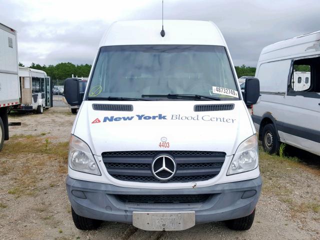 WD3PE8CC9C5664934 - 2012 MERCEDES-BENZ SPRINTER 2 WHITE photo 9