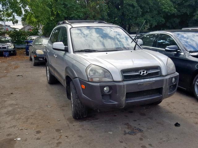 KM8JN72D48U878450 - 2008 HYUNDAI TUCSON SE GRAY photo 1