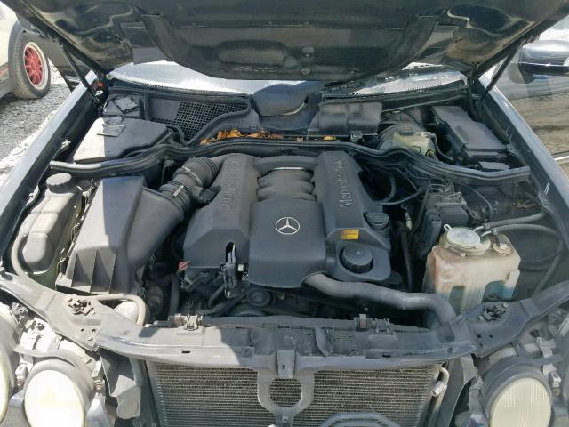 WDBJF65G1YA952120 - 2000 MERCEDES-BENZ E 320 BLACK photo 7