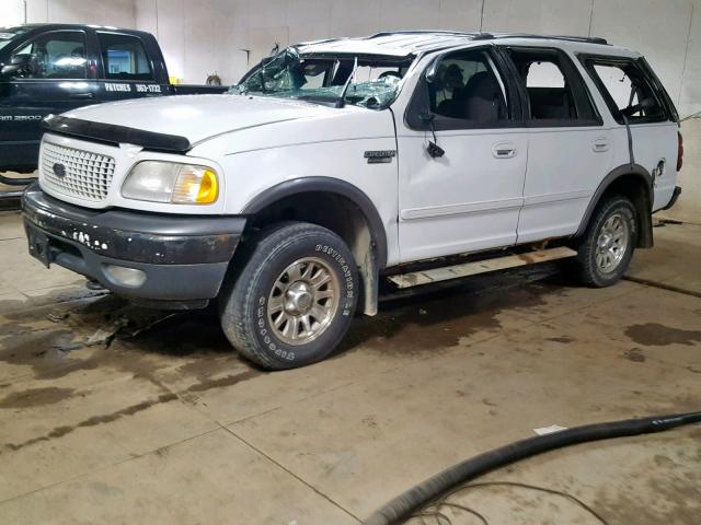 1FMRU1661YLB36236 - 2000 FORD EXPEDITION WHITE photo 2